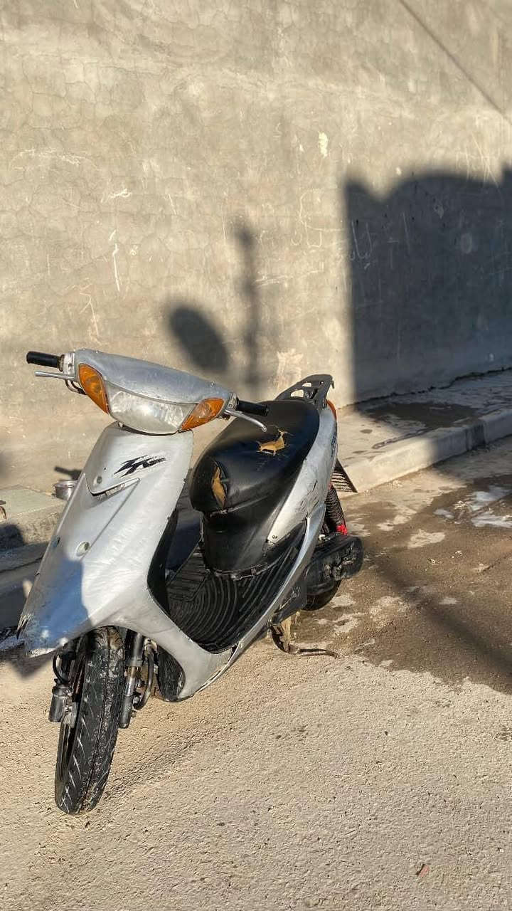 ألسلام عليكم دراجه60 عصفوريه  هندر واحد نضيفه مكينه فول فقط الكفرات تعبانه 
.السعر: 175وبيه مجال 
الرقم. ***********
