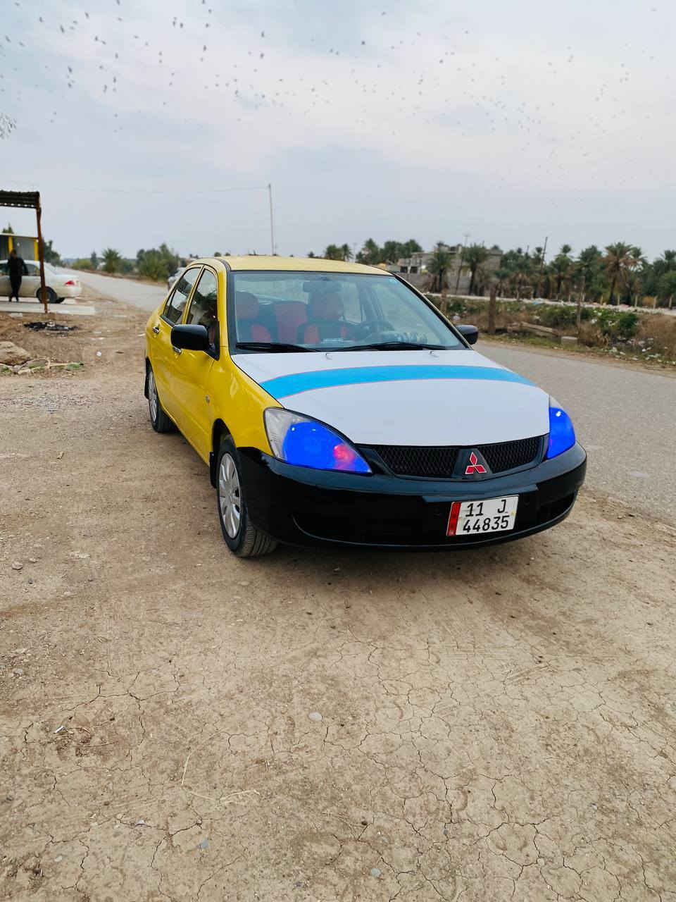 السلام عليكم ورحمة الله وبركاته
لانسر موديل ١٠ شركة العامة 
رقم بغداد انكليزي 
مكينه كير مكفولات 
صدر جيد ٨٠٪
تخم تاير نظافه ٨٠٪ 
السيارة بدون ضربه بدون تبديل شرط وبيه صبغ ٣ قطع وهلالات 
السعر ٧٠ وبيه مجال لشراي 
تلفون / ***********
مكاني / ديالى / دلي عباس
