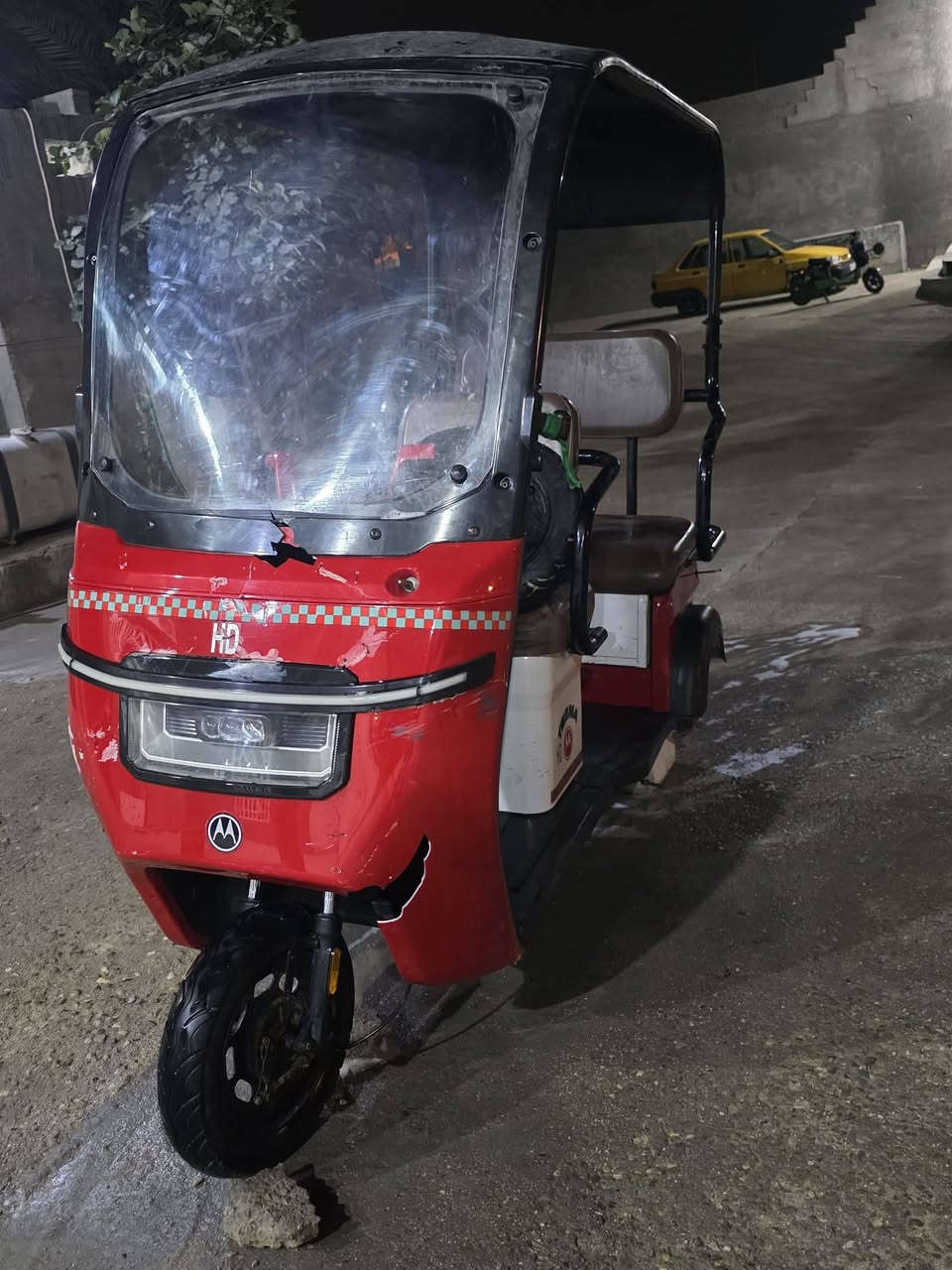 سلام عليكم عندي تكتك شحن نضيفه وحلوه سعره750وبيه مجال الطيبن
البصره الهارثه قرب يسد سامي
وهاذا رقم راعيها ***********
ولحد يراسني انه مكلف بل نشر
