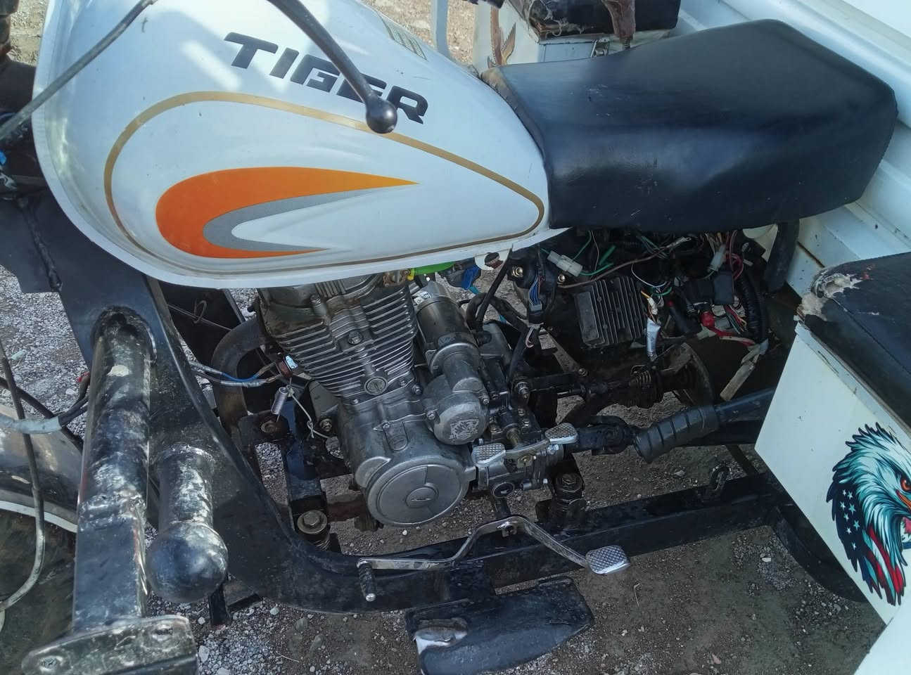 ستوتة اللبيع موديل 23تايكراورجنل شغاله كامله السعر مليون وسبعميه ***********العنوان القيارة
