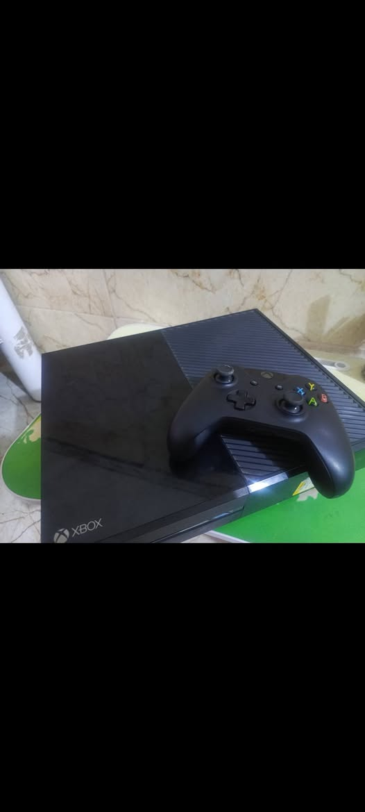 للبيع اكس بوكس ون فات
اكس بوكس ون فات فول نضافه الله شاهد اخذته جديد وقليل استخدام ومفتوح للتنضيف 
+جويستك وحده ونص تيرا(500)
100الف ولي مجال للشراي 
مكاني الرمادي 📍
واتساب ***********
