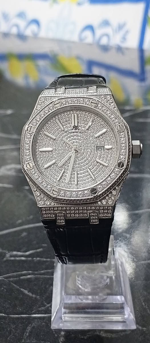 السلام عليكم
كل قطعة وسعرها تفاصيل خاص


**إذا كنت صاحب هذا الإعلان وتريد حذفه لأي سبب، رجاءا أرسل رسالة إلى الدعم الفني**