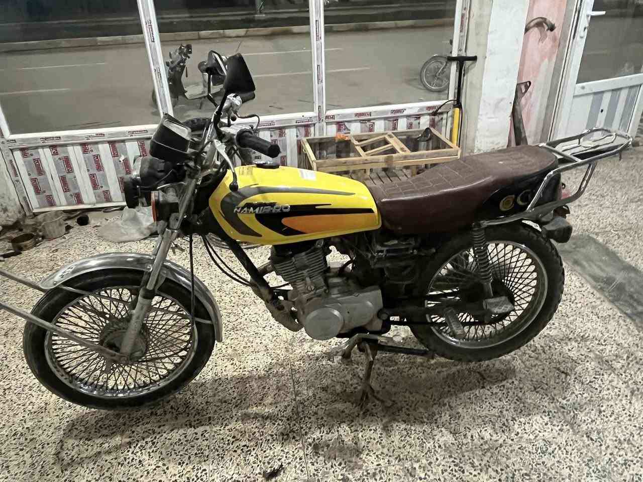 سلام عليكم دراجه للبيع نامه برو دراجه حلوه ومرتبه يرادله بس غسله كهربائيات كله شغاله مكان تكريت القادسيه شارع ابو عقرب سعر 350وبيه مجال حك الجيه مو شراي لا تعبني***********واتساب متواجد وماسنجر
