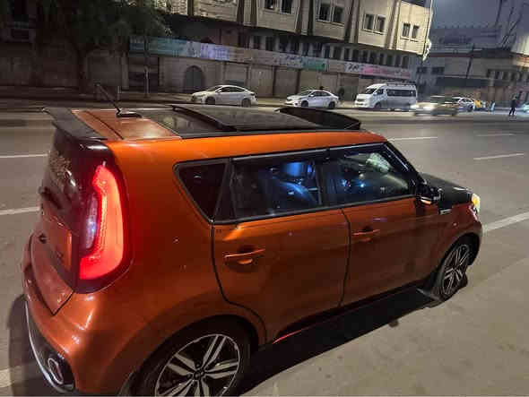 كيا صول محرك تيربو   فول مواصفات للاخير فتحه بونواما مري شفط حاسات  خلفي امامي رادار تتدفه استيرن تدفئه كشنات خلفي وامامي  شاشه كار بلي بلادي  2018 حادث موضح بل سونار كشنات كهرباي وسياره بصمه  ولون مميز وبعد مواصفات  العنوان بغداد  *********** وسعر بي مجال بسيط بغداد
