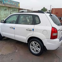 توسان ٢٠٠٨ • مكينة ٢٧٠٠ • رقم بغداد أنكليزي