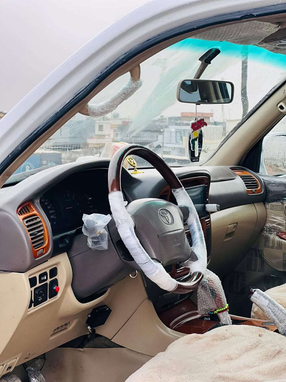 سلاو خوا لە مالی هه مو لیک
مۆنیکای  لؤك 
2003📦
قە پاتە ماسفات 
سیارە ک ساغ ساغ
علوج
هه مو گيانى به شرت
ته غداي هه مو بازار 💣
98$💸😱
گۆڕینوە شت ناکم 
سیارە کە ئی مالی خۆ مانە 
لە قە لا دزم 
***********☎️
