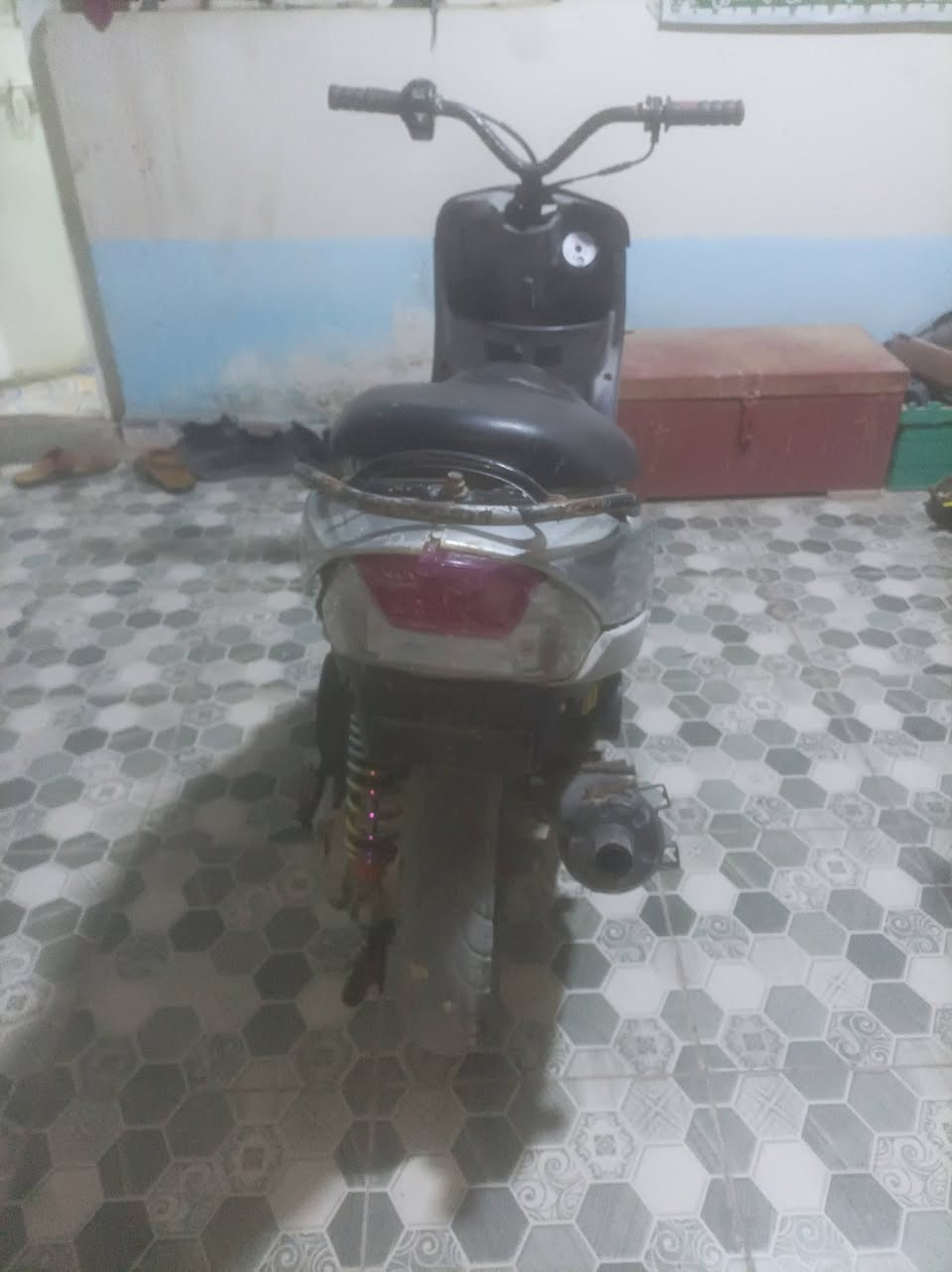 ماكس منغولي بوشه 55 اكزوز FM سلف شغال بس شخاطه عوزه ضفيره كامله جيب وشد مكينه صوته حلو شراي رقمي ***********
