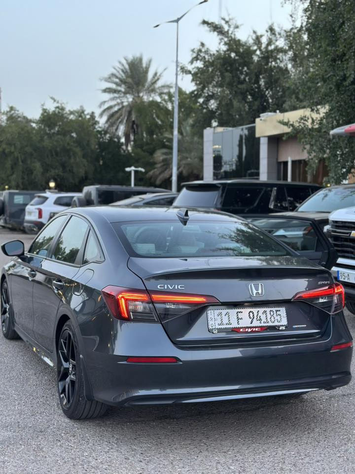 •	هوندا سيفگ 2025 سبورت
رقم بغداد (باسمي)  

      ماشية11 كيلو 

 • حادث جاملغ فقط وشبر من الباب 
  سياره جديده كلش بدون دواخل 

 • مواصفات السبورت معروفة ✔️

 • 3 أنظمة قيادة

 • داخل أبيض جلد + قماش

 • كشنات تدفئة

              

        السعر ..170 

       ***********
