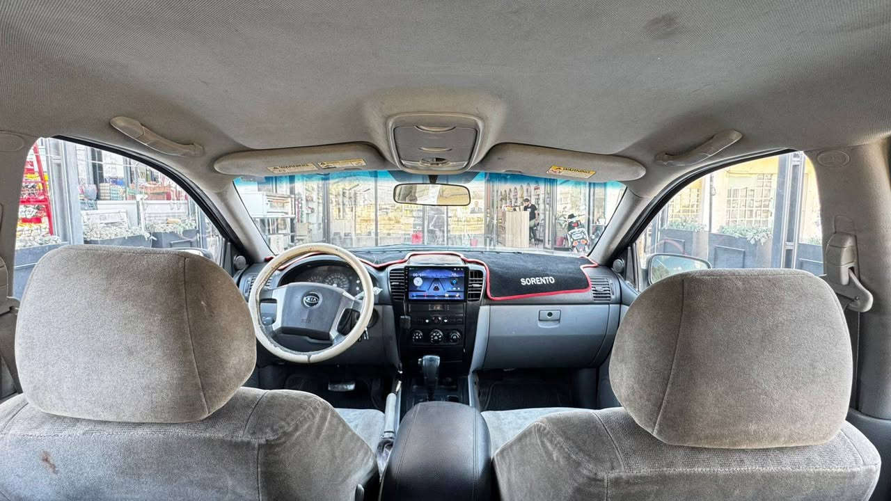 سورنتو 2008

للبيع سيارة مكينة وكير. خير من الله 

تبريد تدفئة شغال 

غرفة بلادية 

صدر 80%

مكان سيارة بغداد سبع البور 

السيارة ب اسمي. وهزة. ما ساقطة 

السعر 84 ورقة وبيها مجال قليل 

السيارة بيها صبغ صفحة اثر شخوط مكفولة من الكلبة والجفية 

مكينة 3500

رقم التلفون ***********
