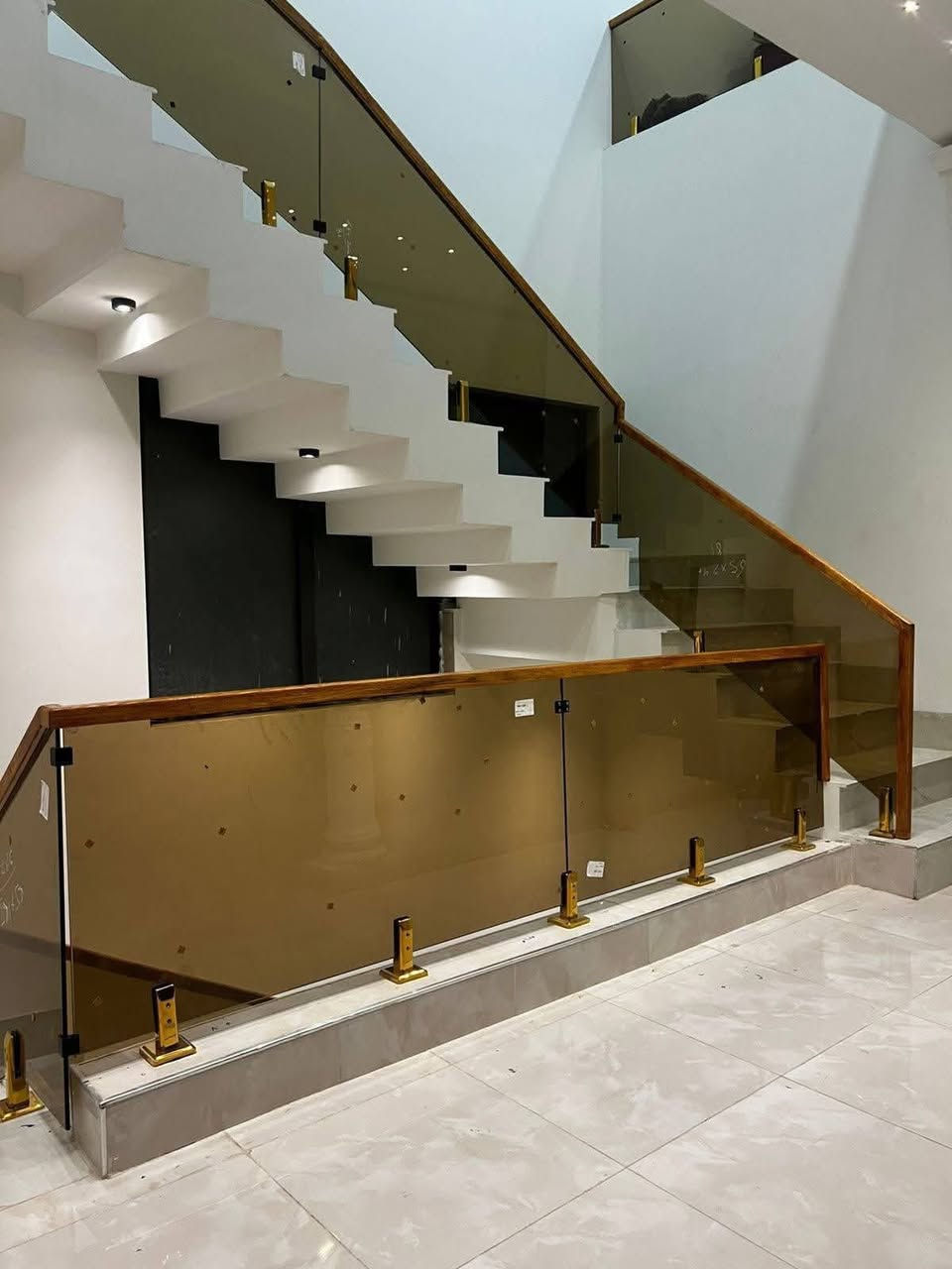 سلام عليكم
معمل ألمنيوم الصرح يقدم أفضل الخدمات لكم 

 

شبابيك مفصلي 6

شبابيك سلايت 7.5

شبابيك سلايت 9.5

ابواب مفصلي 6 

محجر جام 10 ملم مسكرت 

كيرتن وول 

ابواب G60 

شبابيك G60 

ابواب G75 

شبابيك G75 

كل ما عليك هوة الاتصال على الرقم 

ونجيك وين متكون 

*********** متوفر واتساب 

عنوان المعمل بغداد الكاظمية شارع المفيد مقابل العيادة الشعبيه
