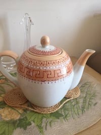 حجم كبير • بالكارتون