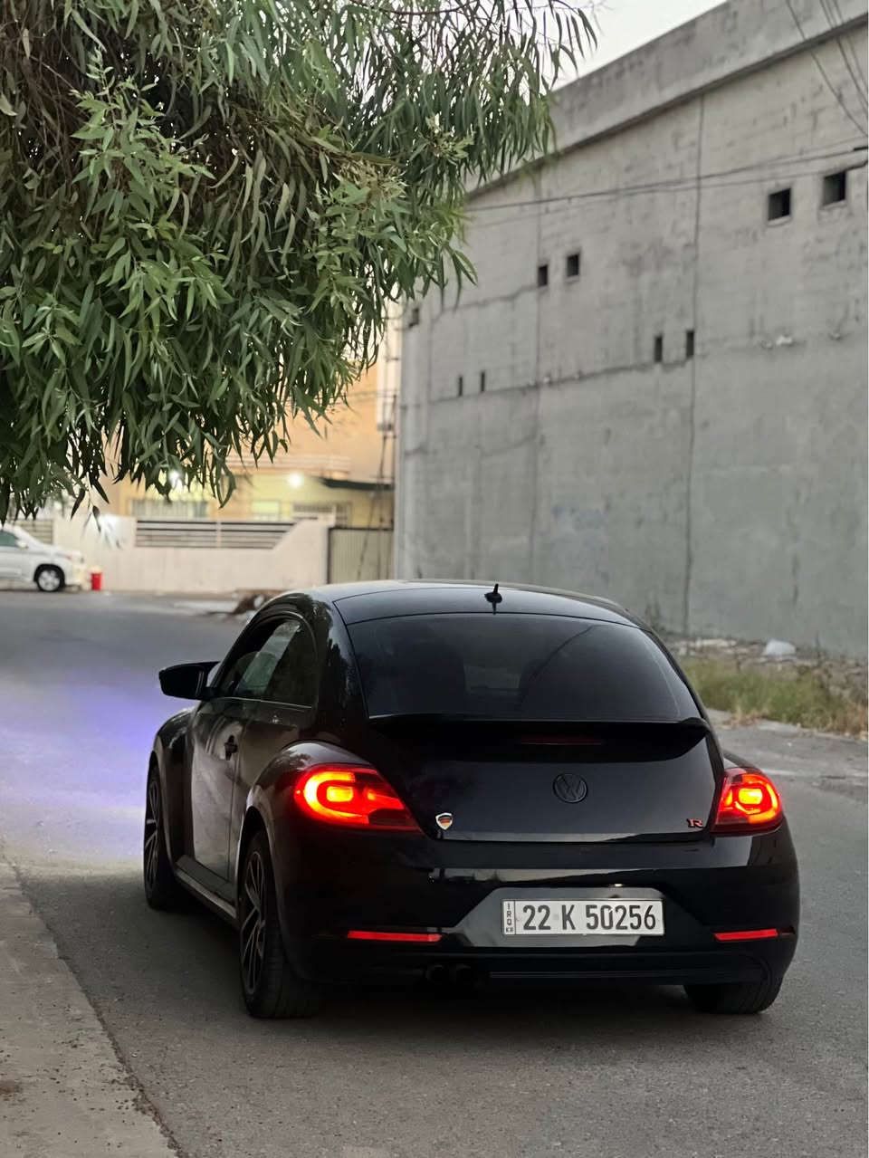 Volkswagen bittle 2018 TSI
شاشە 
کامیرە 
حساس
دبل کیر 
محرک ٢٠تیربو
جام کهرابایی 
ABS
Traction control
بها شوتە GTI
داونپایپ 
٣پارچە سبوغە بێ ژۆرێ بێ ئێرباگ 
٦٨مایل رۆیشتیە
ماونیشان هەولێر 
*********** أربيل, العراق
