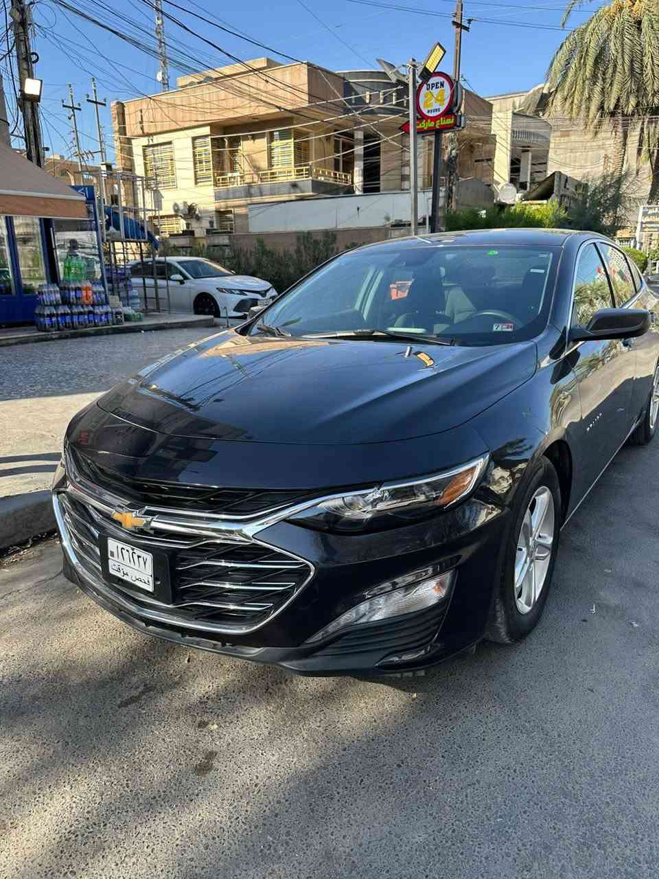 السلام عليكم
للبيع شوفرليت ماليبو موديل23 فئة LT  محرك 1500 تيربو كير cvtفول عدا الفتحه.. مواصفات الLT معروفه
ماشيه 58الف كيلو بدون اير باك بدون رقم بعدها فحص منفسيت باسمي السياره نظيفه جدا بجم كبس دشبول صافي السياره علئ ممشئ امريكا
بيها تبديل قبق جنطه نفس اللون تفصيخ الاصلي وبيها باب خلف السايق مصبوغ فقط قطعه وحده صبغ والباقي بارد
السعر 120
العنوان بغداد الكرخ السيديه
***********
