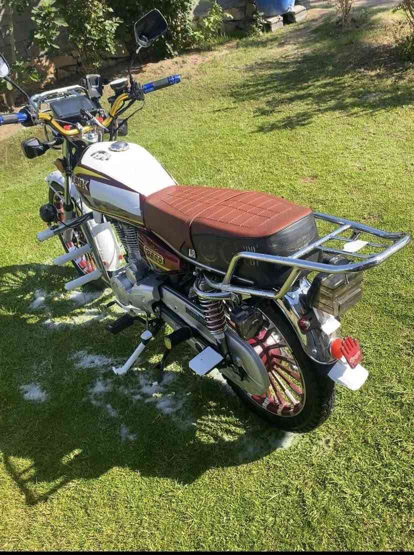 السلام عليكم 🫡 موطور أيراني  موديل 24 محرك 200 نظافة مثل ماتشوف عينك وبالواقع أحلى صالنصة رياضية مكفول من كلشي ونشاط فول   السعر 750 العنوان جزيرة الخالدية البوبالي***********
