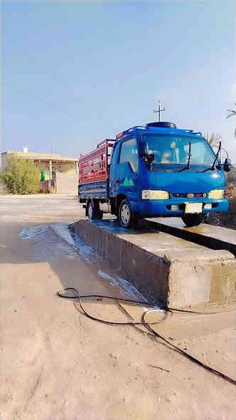 سلام عليكم كيا فنوتيره رقم بغداد سنوية صاقطه بيه وكاله عامه مكينه بيه خيط كير اكسن شاصي رقم شاصي تواير حداده مكان الناصريه سوق الشيوخ السعر 53وبيه مجال ***********
