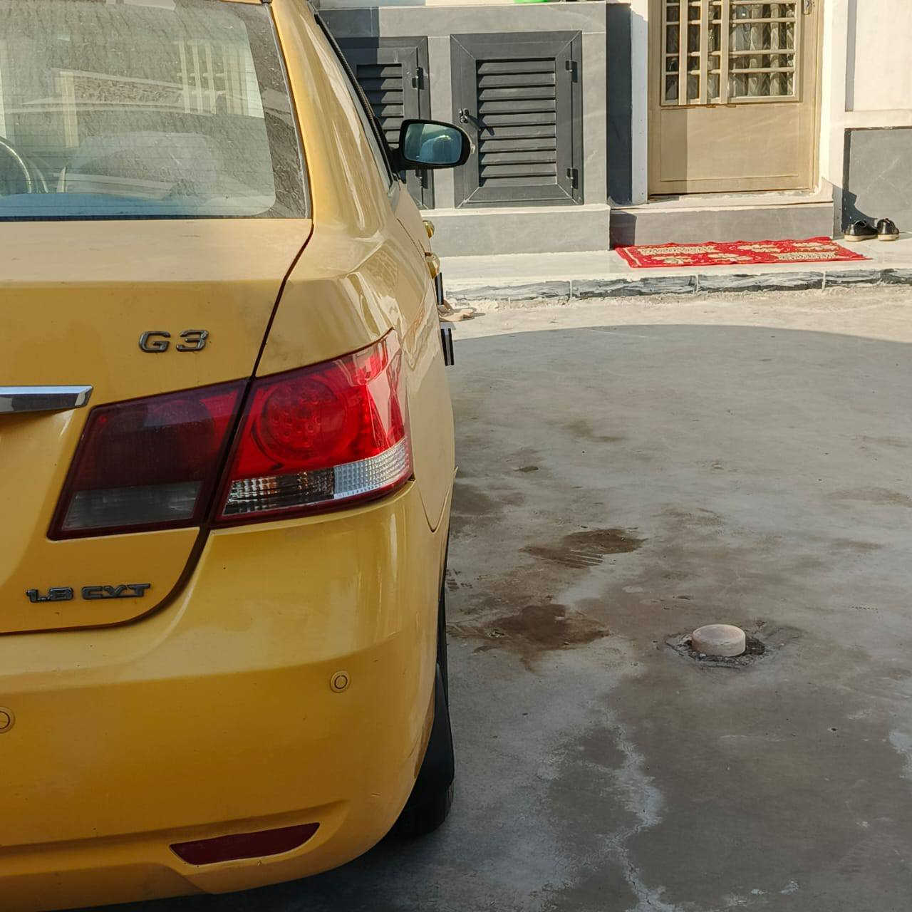 بي وايدي مديل 13
سياره مكفوله كفاله عامه 
سياره على وضع بلادي 
كير  مكينه بلادي 
حداديه جديده 
سياره رقم بغداد شرط تحويل 
فقط صبغ بنيد اثر جراد بدون حادث 

تحكم ستيرن 
بصمه 
فتح بالسقف 
وباقي موصفات معروفه 
العنوان بغداد 
***********
