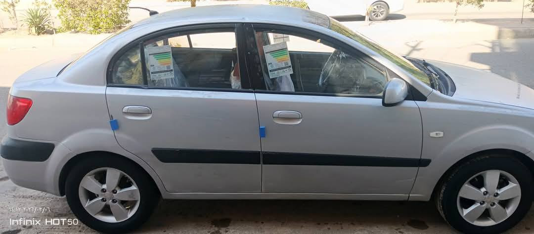 كيا برايد ٢٠٠٩ خليجي محرك ١٦٠٠
بيها صبغ اماكن بدون ضرر بدون حادث 
ما بيها ولا قطرة معجون 
السيارة جانت بلادية واني رشيت دواسات من الجهتين 
زوج تاير جديد 
باتري جديد 
سلف جديد 
تبريد ثلج والكشنات بيها هيتر تدفئة 
تحكم ستيرن جهتين
مري كهرباء شفط 
كهربائيات شغالة بالكامل
ترايك وين ما تريد 
إدامة كاملة ع السيارة
صدر مشدود بالكامل قبل شهر تقريباً 
 
سيارة على آخر حبة مابيها نقص برغي 
كذلك فيتم بم وقاعدة فيتم مبدلة اصلي كوري قبل شهر

لا تجي تراسل دزلي صورها ودزلي تفاصيلها
كلشي واضح بالمنشور 

السيارة بـ ٧٥ ورقة 
مكاني انبار الرمادي 
الرقم
واتساب  ***********
