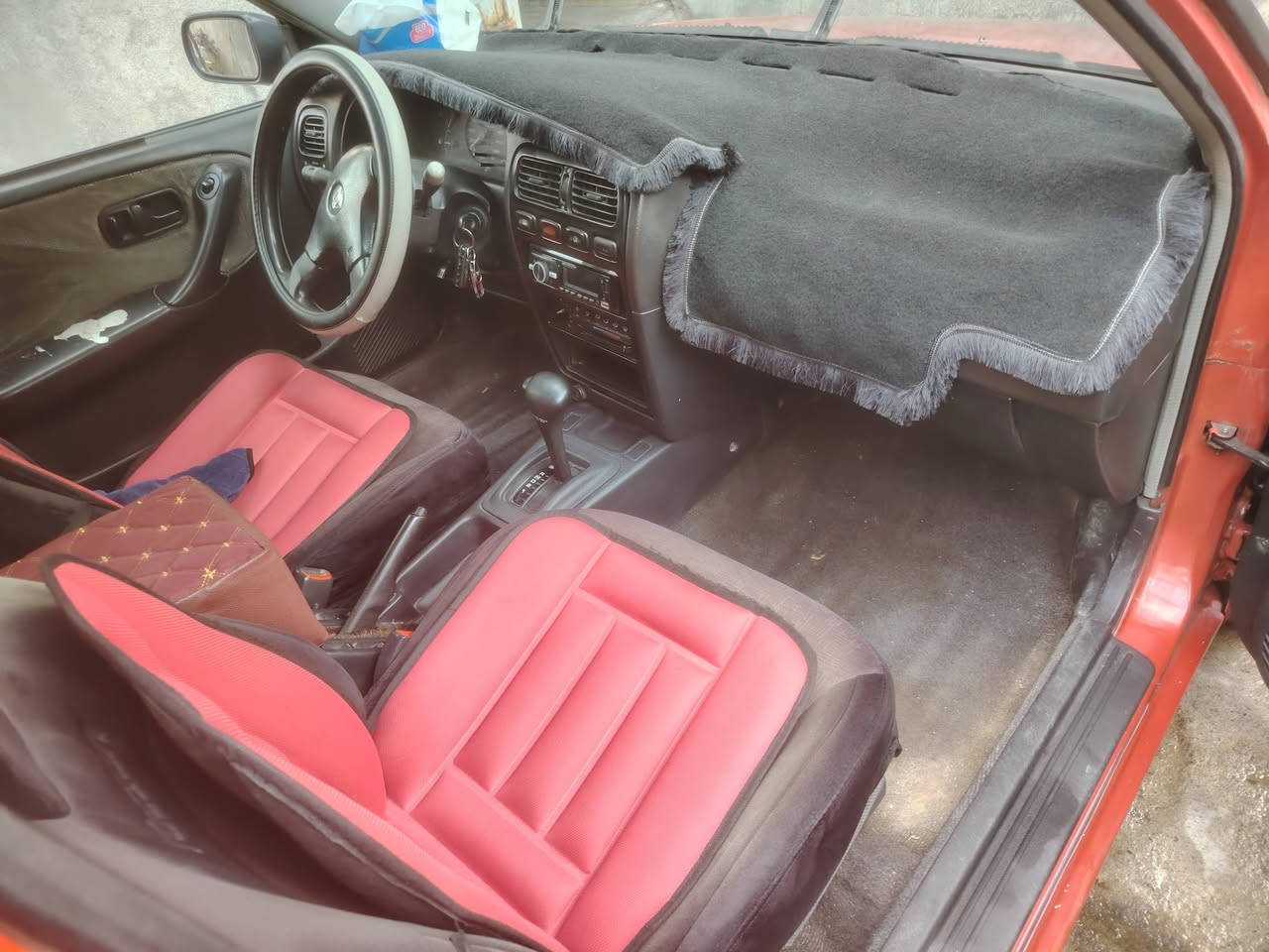 سلام عليكم سيارة برايمر نيسان للبيع
موديل ١٩٩٢ طخم تاير ويلكم جديد محرك ١٦ شرط لانفخ ولاصرف كير اوتو غرفتها جديدة
حار بارد  ثلج شغال كوبون محدث جديد
 ٣قطع صبغ مابيها دواخل ولاضربا السعر ٤٧
؟؟؟ بس الشراي يخابر ويدلل شرط التحويل
***********؟؟؟ ***********
