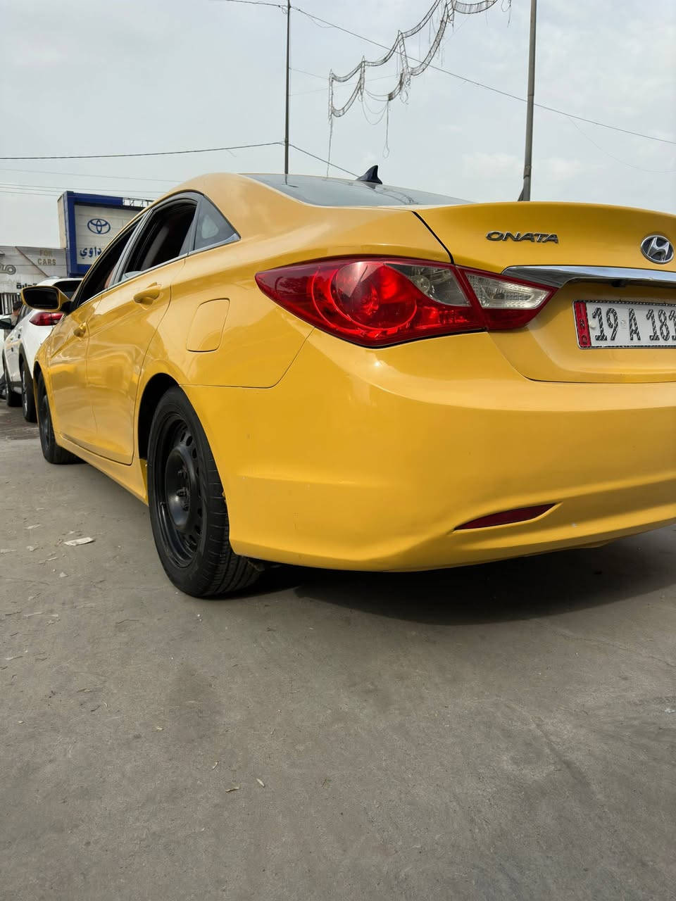 سوناتا أمريكي 2013
حاملغ امامي ايمن فقط من امريكة
السعر 90 مكانها حاليا بغداد 
حاهزة غرفة نظيفة 
تايرات جديدة 
***********
