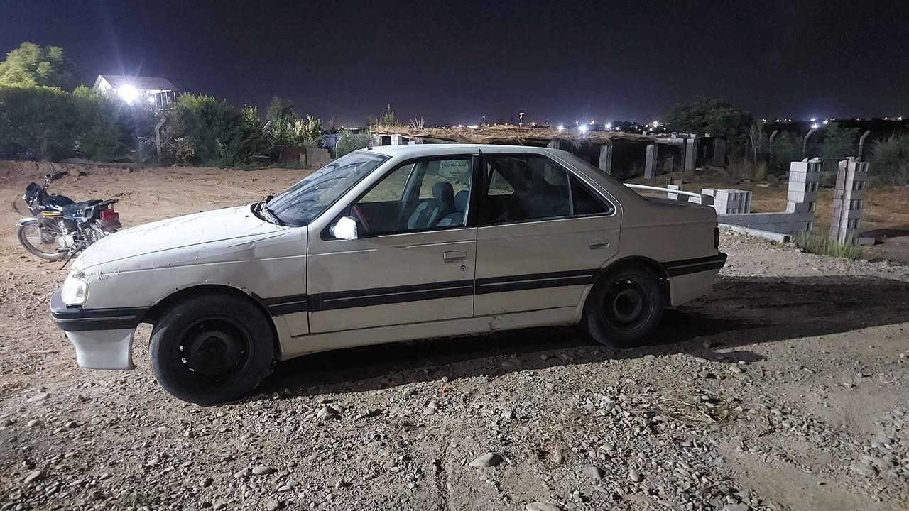 فرۆشتنی خێرا بیجۆ ئاڕم هەولێر وەکالەی شی لەگەڵە  بێعەیبە سەیارەکە ناو بەرەدەرگاو سەقفی بۆ کراوە تازەیە مەکینەی ئۆپڵە گێڕ عادی وەشەرت سعریش 16گڵا معمەلە لە سمود کەلار .    ژمارەی مۆبایل *********** كالار, السليمانية
