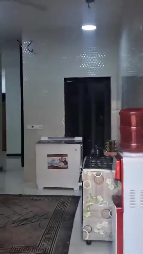 مرحبا بيت للبيع بغداد المكاسب حي النصرمربع  الاول  تبعد عن حي الجهاد خمس دقايق طابو ملك زراعي سند ٢٥ قرار محكمه المنطقه متوفر بيه  خدامات مساحت البيت ١٥٠ واجه ٧٥٠ نزال ٢٠ البيت يصلح سكن او ستثمار اطابق الرضي كامل ماجر ٥٠٠ طابق الثاني نقصه سراميك بياض وبي نضام  طابق ثالث الستفسار ‭٠٧٨٦ ٤٢٨ ٦٢١٢‬🏛️🏛️📞📞

