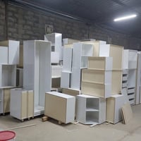 متوفر  كابينات وفانترينات وغرف نوم Mdf ثكنس 18ملم كستمونة تركي الظهر 5...