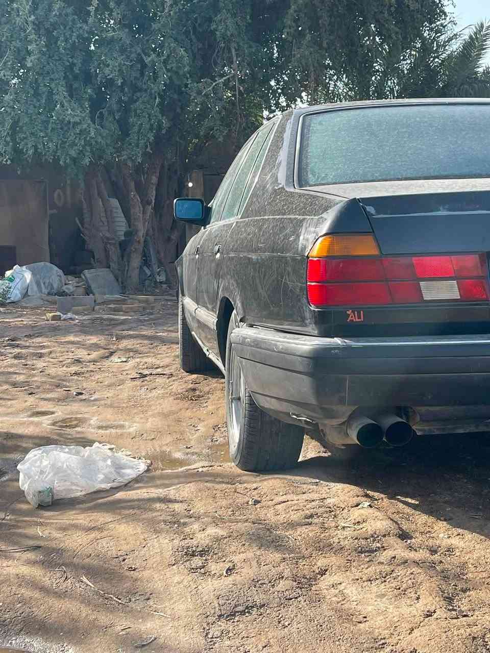 السلام عليكم ورحمة الله وبركاته 
٧٣٥ كير عادي مكينة كير حدادية امامي خلفي 
سيارة جاهزه نقصها بور ستيرن ويدات بوب الورا  اكسل جديد سنويتها ساقطه رقم ميسان السيارة رايدها ٣٥ وبيها مجال للاستفسار ***********
