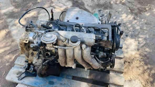 السلام عليكم ..للبيع مكينه كامري 2001 ام الجف 5s كامله هي وتفرعاتها دينمو باور جويتر نوزلات  وكير 
وعالضمان  
***********
