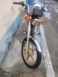 الدراجه يراني لل بيع السعر 550 الموديل 21  5كير رقمي 07759883600