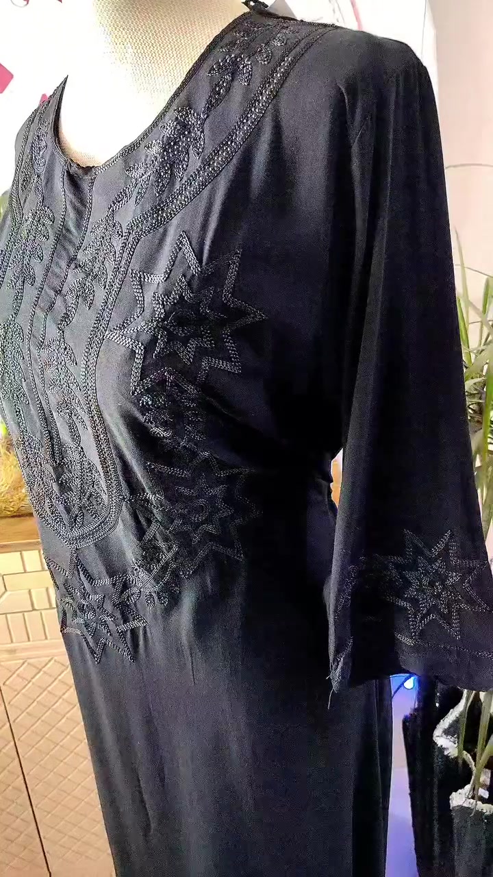 كشمير اسود نص اردان
ب10 الف فقط
قياسات L xL 2Xl
يلبس لحد وزن 90


**إذا كنت صاحب هذا الإعلان وتريد حذفه لأي سبب، رجاءا أرسل رسالة إلى الدعم الفني**