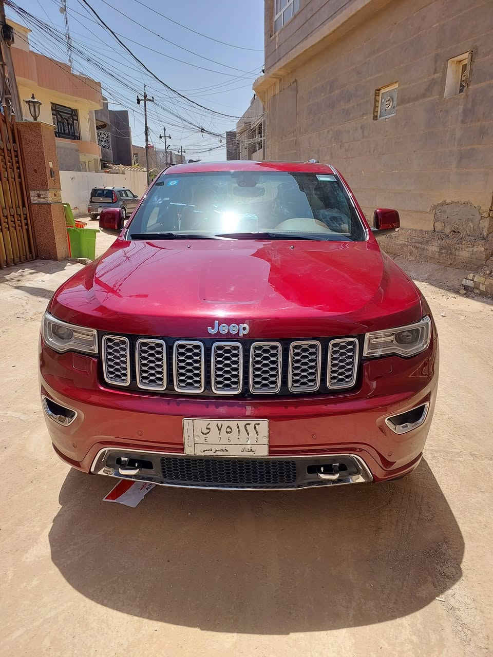جيب اوفرلاند ٢١خليجي للبيييع
رقم بغداد وباسمي 
ماشية ٢٠ الف كم 
فول مواصفات عدا الرادار الامامي 
جكات 
٣ شاشات
فور ويل 
كشنات جلد قرميدي الامامية كهربائية تدفئة وتبريد 
ستيرن كهربائي مع تدفئة 
بانوراما 
كشن السائق خزن ميموري 
وباقي المواصفات المعروفة  
السيارة مكفولة عدا الجاملغ الأمامي الأيمن به تصليح بارد بسيط 
مكان السيارة كربلاء قضاء الهندية 
السعر ٣٤٠
***********
