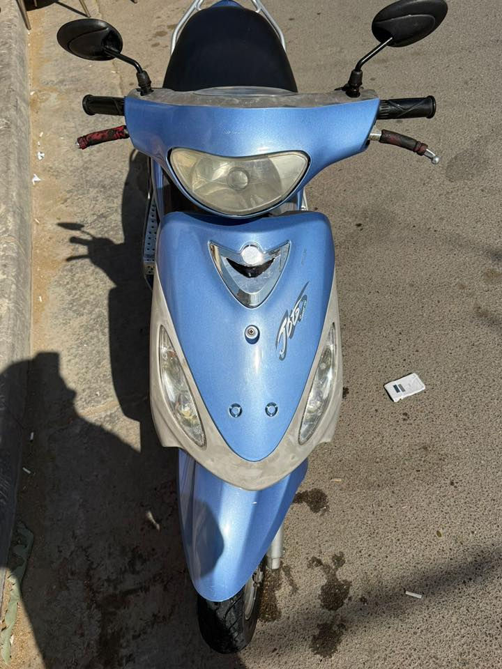 سلام عليكم دراجة منغولي 120 كامله كله شغاله نكره دراجه بلاديه بس سلف امبدله مال 55  دراجه ممفتوحه بلادي سعر 700 رقم هاتف *********** مكان بغداد حريه
