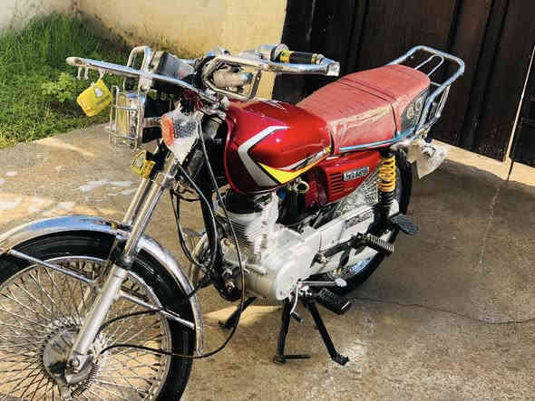 للبيع انتنس2024 ابو درع كلشي شقال بي شرط مام طخوخ صبانه نضيف حيل السعر 550وبي مجال شي قليل الرقم ***********
