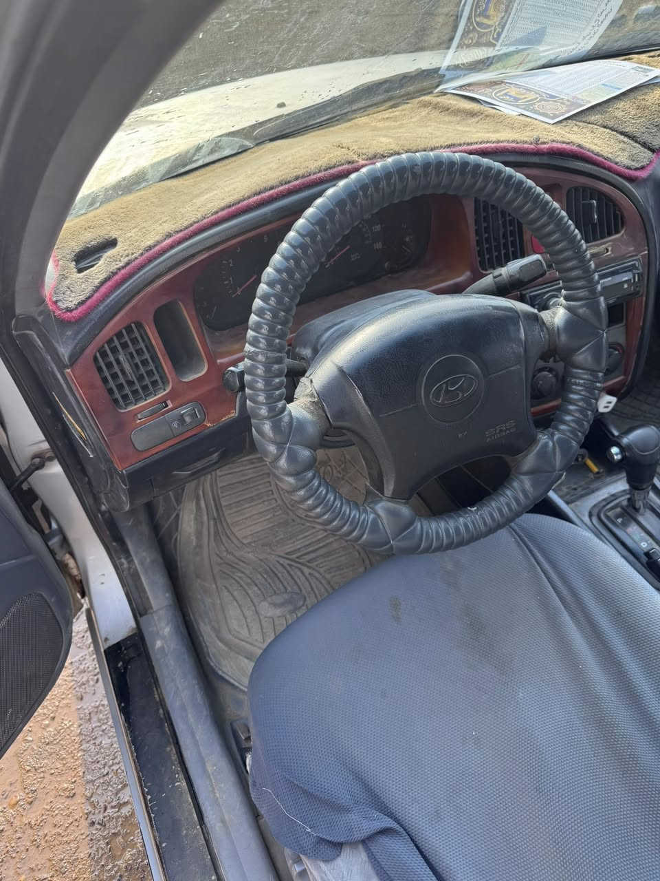 السلام عليكم
للبيع هونداي الانترا وارد امريكي

محرك 2000 كير اوتوماتيك 

موديل 2004   

تبريد شغال 

سنتر لوك شغال 

كهربائيات كلها شغاله 

استفسار اكثر خاص

واسط كوت ناحيه دجيلي


**إذا كنت صاحب هذا الإعلان وتريد حذفه لأي سبب، رجاءا أرسل رسالة إلى الدعم الفني**