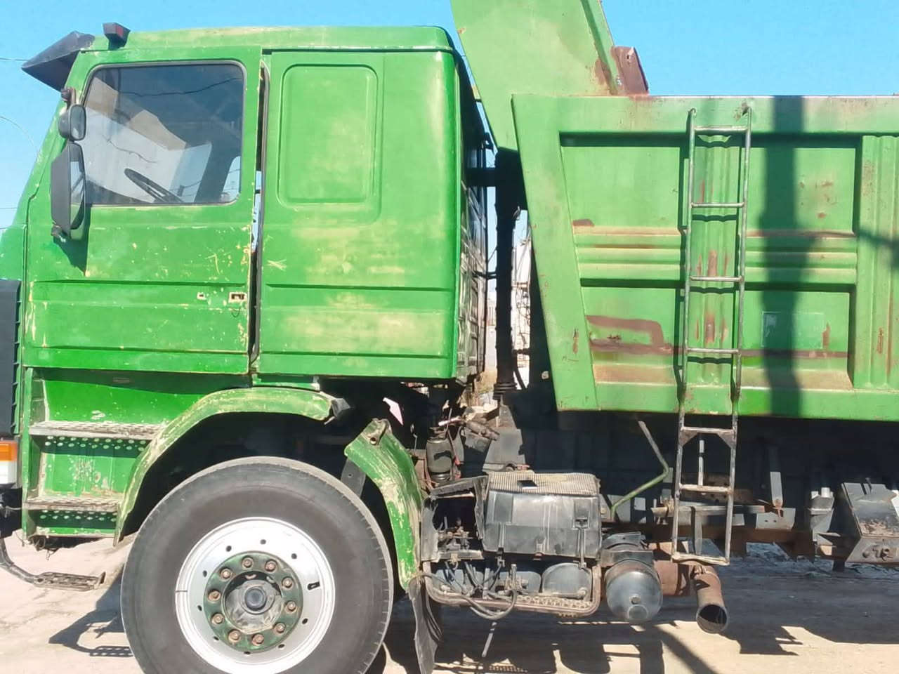 سلام عليكم سكانيا موديل 1992 محرك 143 0.6 كير 5×5 مجموعه باجر 19 شاصي 10 كفاله عامه رقم بصره دولي بسمي شرط تحويل لاستفسار على الرقم *********** اتصل على الرقم أني مكلف بالنشر
