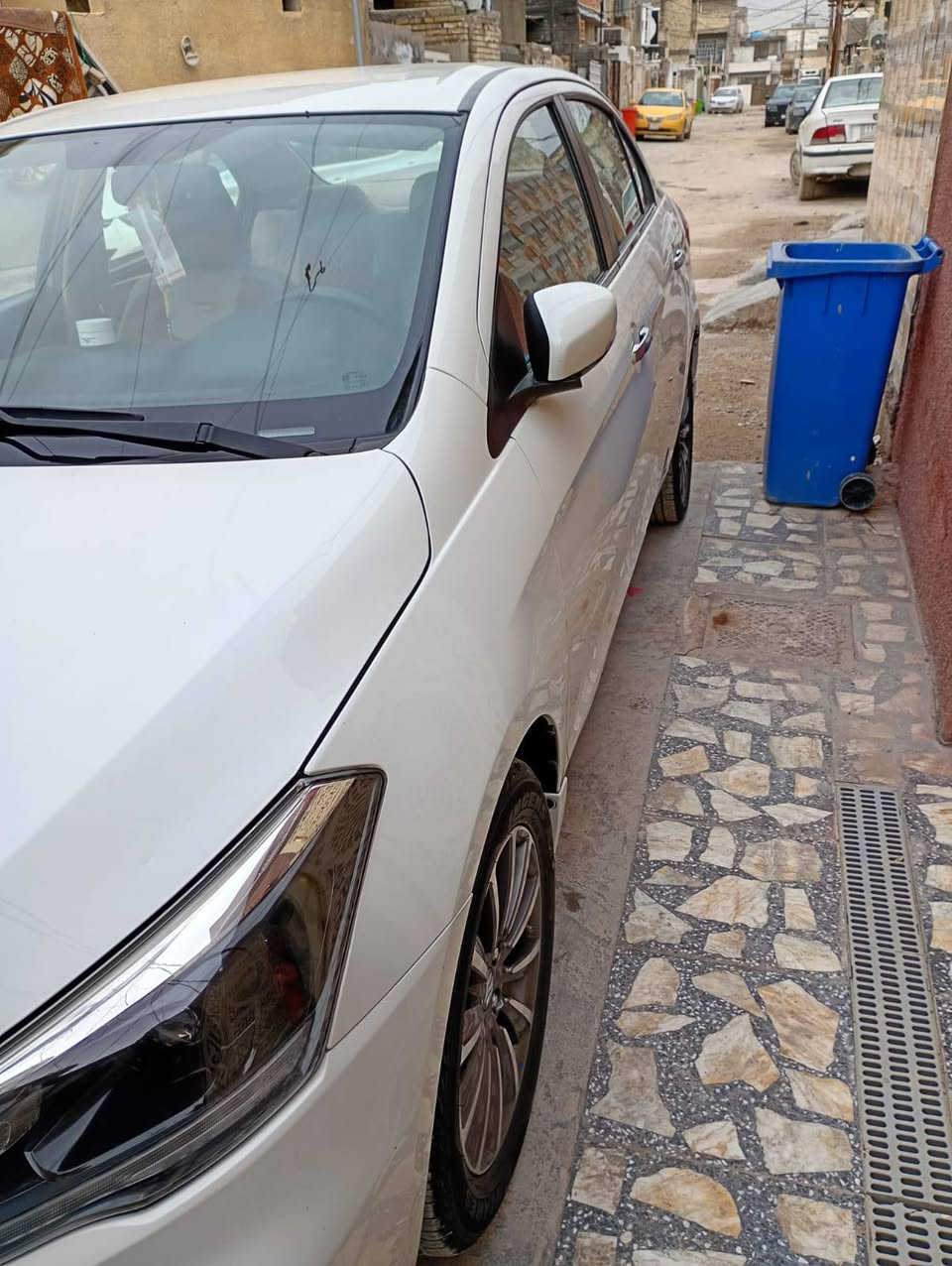 السلام عليكم سيوكي ياباني للبيع رقم بغداد بأسمي 2023خليجيه ماشيه 65السياره مكفوله كفاله عامه فول مواصفات عدا الفتحه موصفات السياره بصمه مري شفط اشاير بلمري لايت زينون بلادي حساسات فول تحكم ستيرن معروضه 105مكان السياره بغداد الزعفرانيه م /***********ابوعلي
