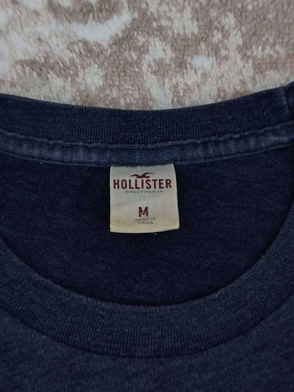Hollister
Size m


**إذا كنت صاحب هذا الإعلان وتريد حذفه لأي سبب، رجاءا أرسل رسالة إلى الدعم الفني**