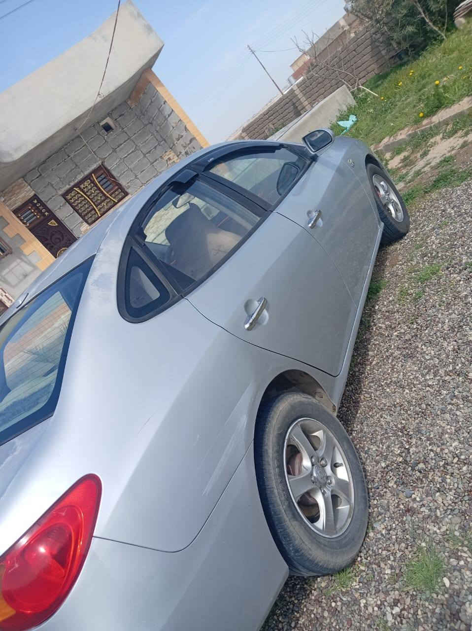 السلام عليكم للبيع سيارة افانتي موديل ٢٠٠٨ رقم صلاح الدين انكليزي باسمي السنويه نافذ  لغاية ٢٠٢٧ بيها صبغ بابين ونص باب اي ضربه مابيها كير محرك كلو تمام والباقي شوف العين السعر ١٠٠ ورقه وبيها مجال مكاني الشرقاط
الرقم ***********٦ اتصال فقط
