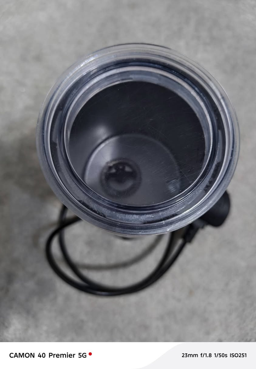 السلام عليكم
للبيع 

خفاقة صانع رغوة الحليب الكهربائي من ماركة برو بريز (Pro Breeze). متعددة المهام 

الوظائف: تسخين الحليب، إعداد الرغوة (باردة أو ساخنة)، وتحضير الشوكولاتة الساخنة.

السعة: تصل إلى 240 مل للتسخين و 115 مل للرغوة.

المميزات: يعمل بزر واحد بـ 4 إعدادات، ويحضر الرغوة في أقل من دقيقة ونصف.

سهولة التنظيف: طلاء داخلي غير لاصق.

اجت بدون كارتون واتصور مستخدمة قليل جدا استخدام نظيف


**إذا كنت صاحب هذا الإعلان وتريد حذفه لأي سبب، رجاءا أرسل رسالة إلى الدعم الفني**