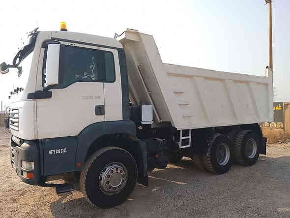 سڵاوی خوا لە هە مولایک مانە تیگا مۆدیل 2003 مەجمو عه جیێف بیلادی مە کینە310 وە شرتە گیر مە کینە سە نوی تازە یە لە ناو ایشایە دینار مە سروفی نیە لە کە لار ***********
