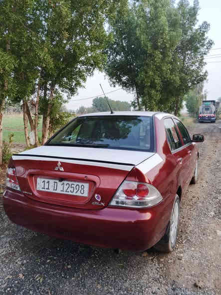 سلام عليكم لانسر للبيع موديل 2011 سنويه بسمي رقم بغداد مكينه وكير كفاله حداديه كفاله تخم تاير بيهه ضربه موضحه بلصوره   هلالات معمره + جاملغات مصبوغة صفحتين خلفية  /السعر 80 وبيه مجال / الرقم *********** / مكاني بغداد قرب جسر الفرنسي
