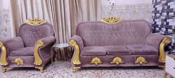 السلام عليكم 
طخم 10 مقاعد نضيف 
السعر 200 وبي مجال
العنوان: الشعلة 
اي استفسار اتصلوا ع هالرقم ‭0772 941 3162‬
