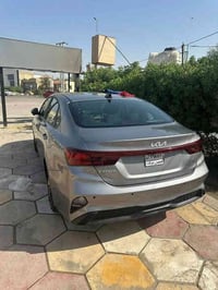 من رخصت الادمن فورتي 2024  رقم بغداد باسمي  ماشيه 24 ...صور لحادث ويه ...