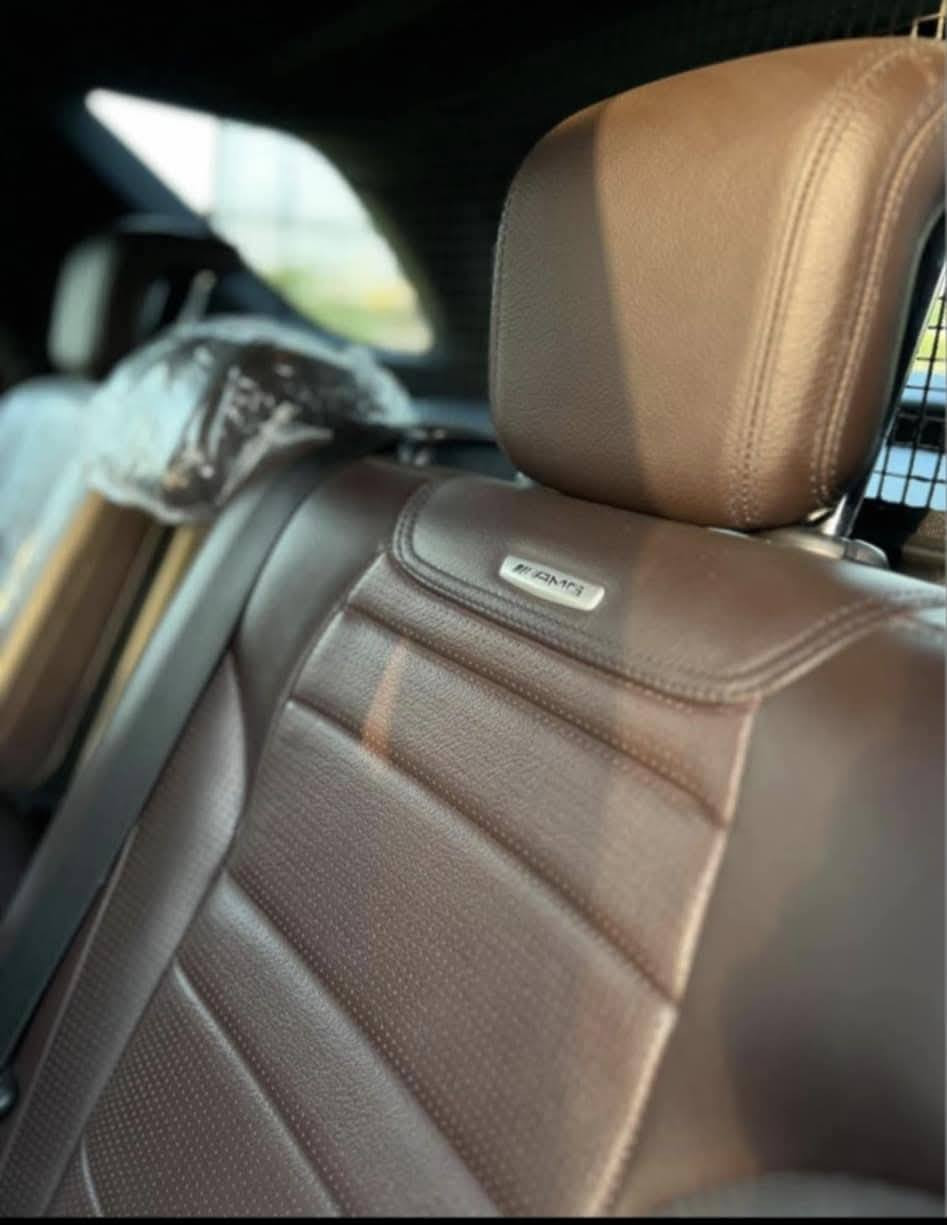 السلام عليكم اخواني الاعزاء 
مرخصت مدير الكروب 
مراوس او بيع 
مارسدس 2013 
فول مواصفات للاخير 
السعر 250 وبيها مجال 
بيها بعض الملاحظات 
او مراوس أبيك أب
للاتصال ***********
