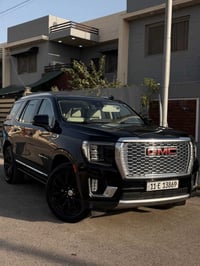 جمسي دينالي ٢٠٢٣ اعلى مواصفات  ماشيه ٧٢ الف كيلو  كفالة عامة السيارة ع...