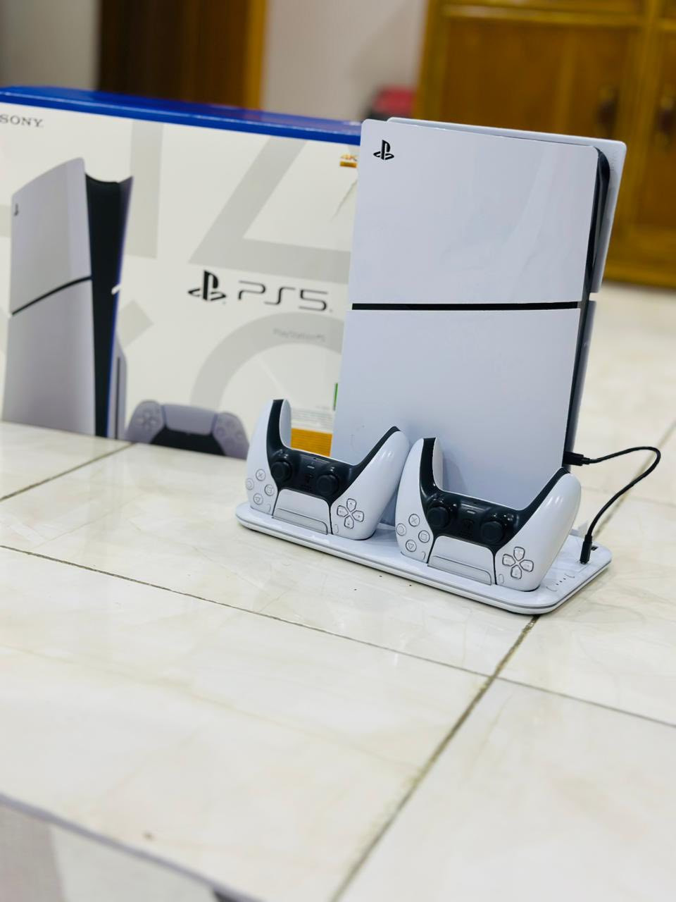 بلي 5 سلم 1 تيرا اوربي مع جوستك واحد فقط وملحقاته مع قاعدة شحن ومراوح البلي اخذتا جديد قبل شهر ‎💯
المكان بغداد السيدية السعر 640  الف 🔒

 الجوستك الثاني ينباع وحدة ✅


**إذا كنت صاحب هذا الإعلان وتريد حذفه لأي سبب، رجاءا أرسل رسالة إلى الدعم الفني**