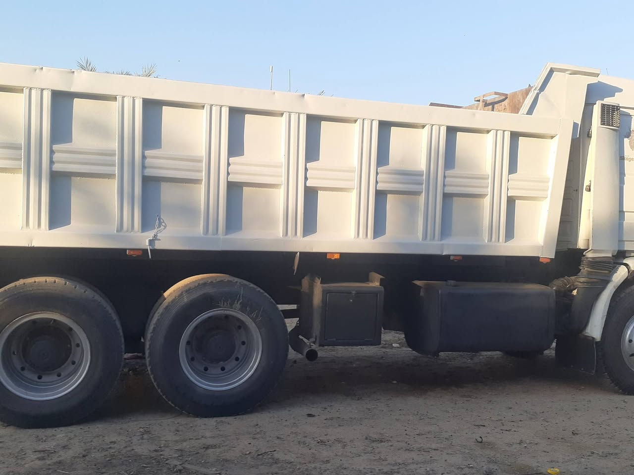 سلام عليكم سكانيا للبيع مكينه 13/88لاصرف ولابخار كير 5/5 رقم دولي جديد بدي علم مجموعه مان ام الاسد الاستفسار الرقم ***********
