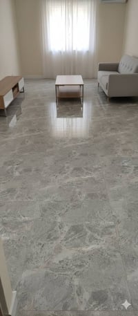 60*60 بورسلاين سيدرا  35متر ونص زاد عندي بالنايلون بسعر مناسب ٠٧٩٠٢٨٤١...