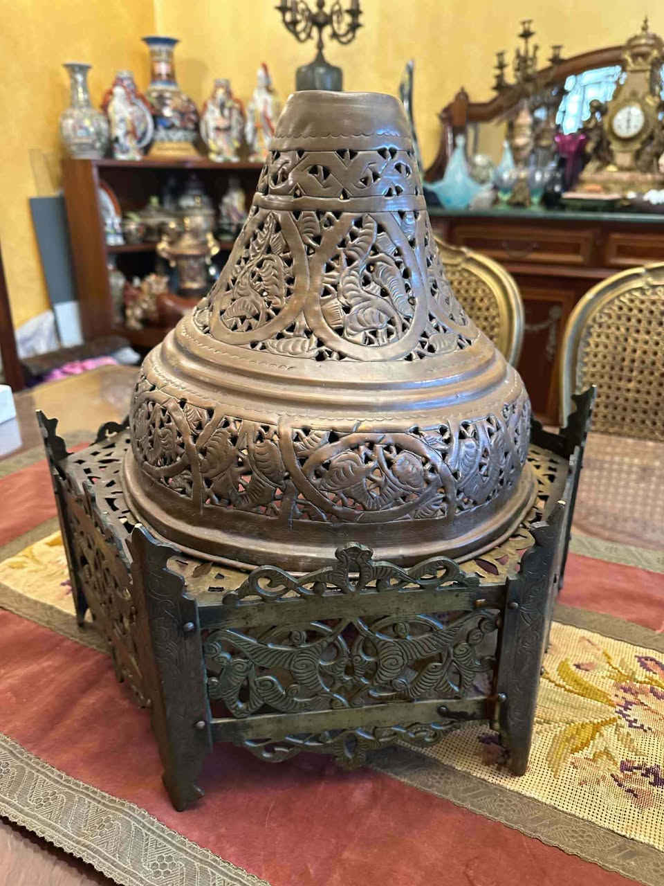 مبخره عربي من النحاس الخالص حجم ضخم لهواة الانتيك النادر
ارتفاع40
قطر44
ممنوع الفصال فضلا والسعر ماسينجر فقط 
100 / 39 القاهرة, مصر


**إذا كنت صاحب هذا الإعلان وتريد حذفه لأي سبب، رجاءا أرسل رسالة إلى الدعم الفني**