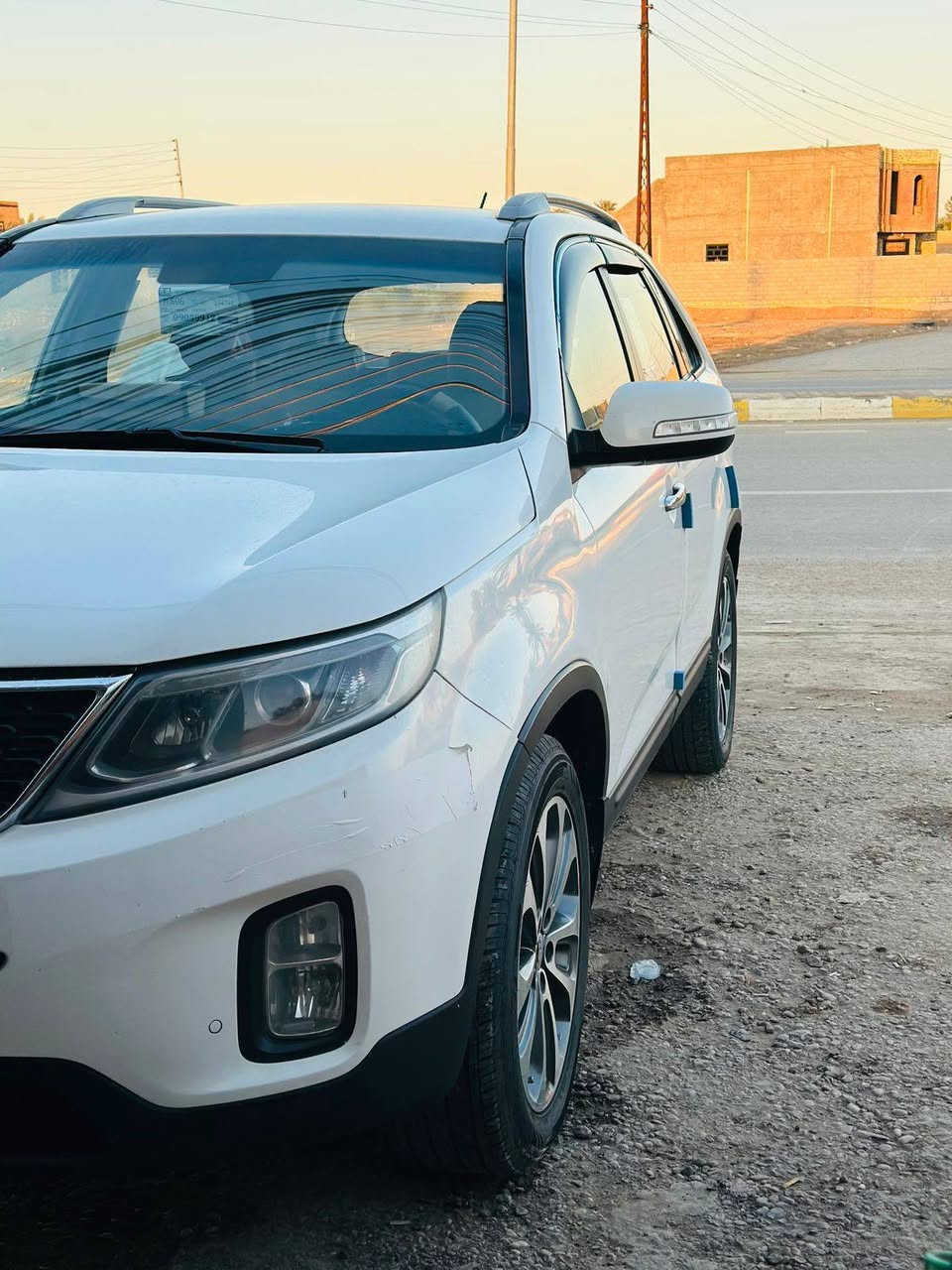 السلام عليكم سورنتو 2013 شكل 15 فول مواصفات عدا البنراما
بصمه تشغيل 

بصمه ابواب 

محرك 6 سلندر 

كشن كهرباء 

لد داخلي 

7 راكب ثلاث قطع تبريد 

رقم بغداد بأسمي تحويل ثاني يوم 

السياره خير من الله صدر جديد تخم تاير 

السعر 178 وبيها مجال قليل 

***********
